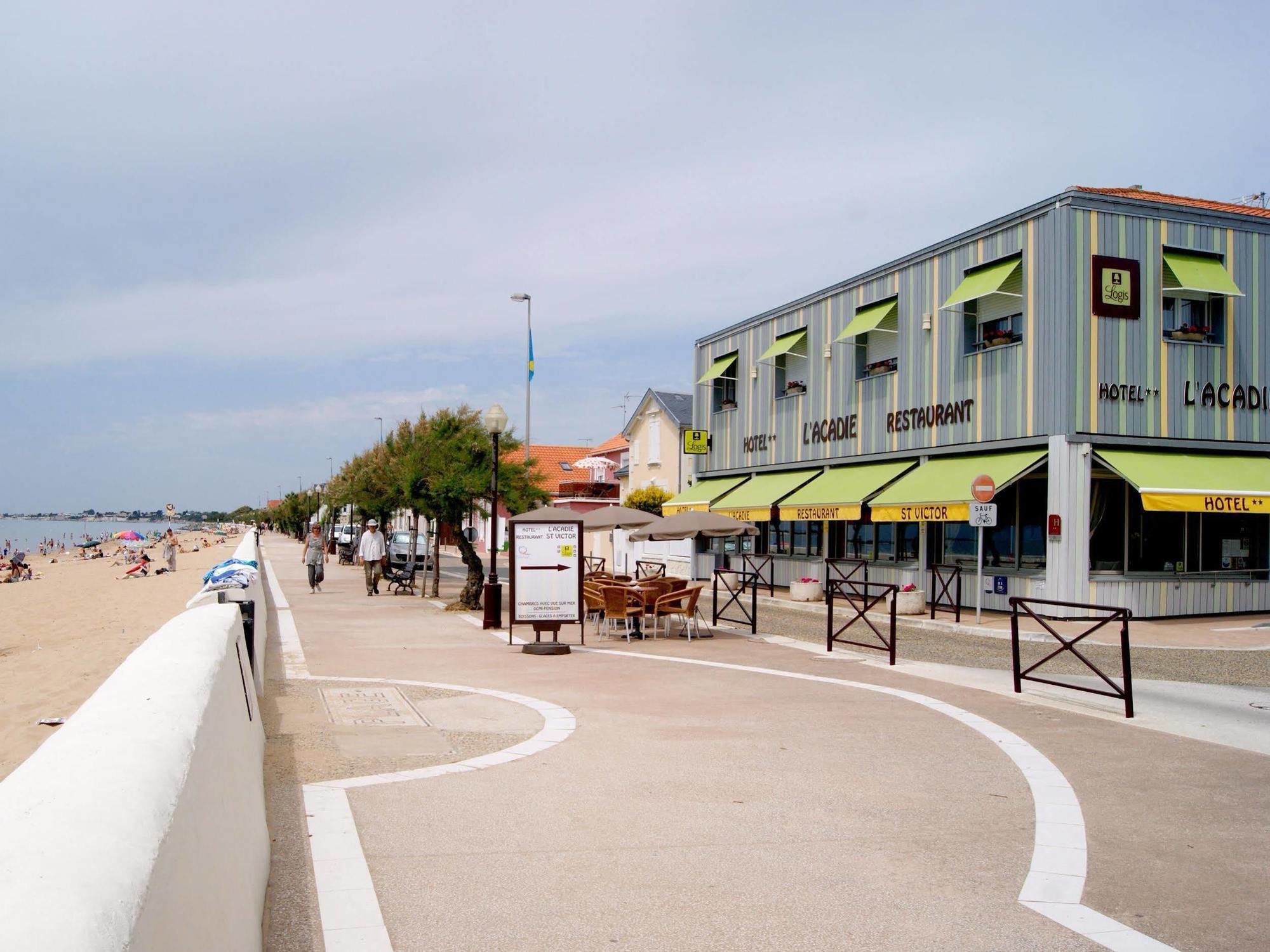 Acadie Saint Victor - Hotel Restaurant - Face Mer - Chatelaillon Plage Exteriör bild