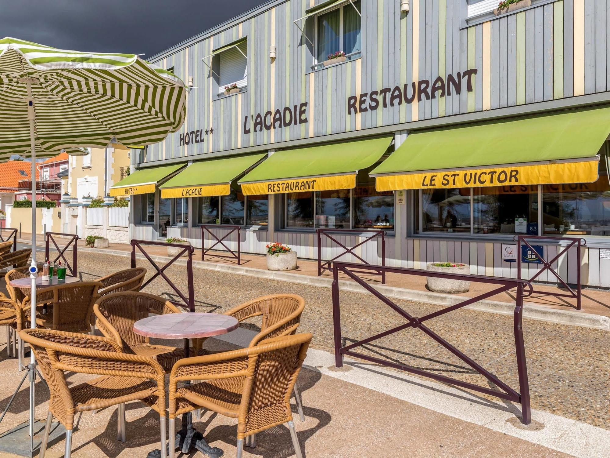 Acadie Saint Victor - Hotel Restaurant - Face Mer - Chatelaillon Plage Exteriör bild