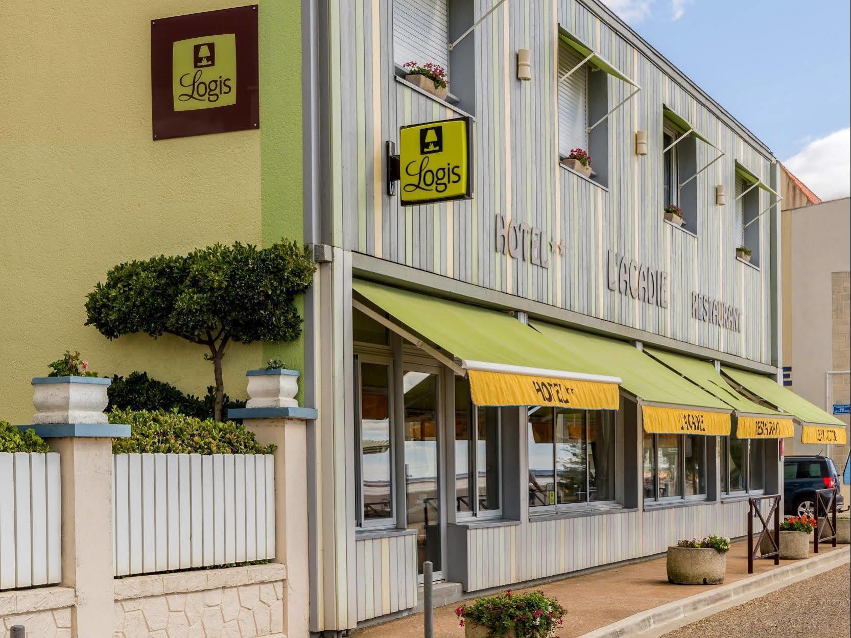 Acadie Saint Victor - Hotel Restaurant - Face Mer - Chatelaillon Plage Exteriör bild